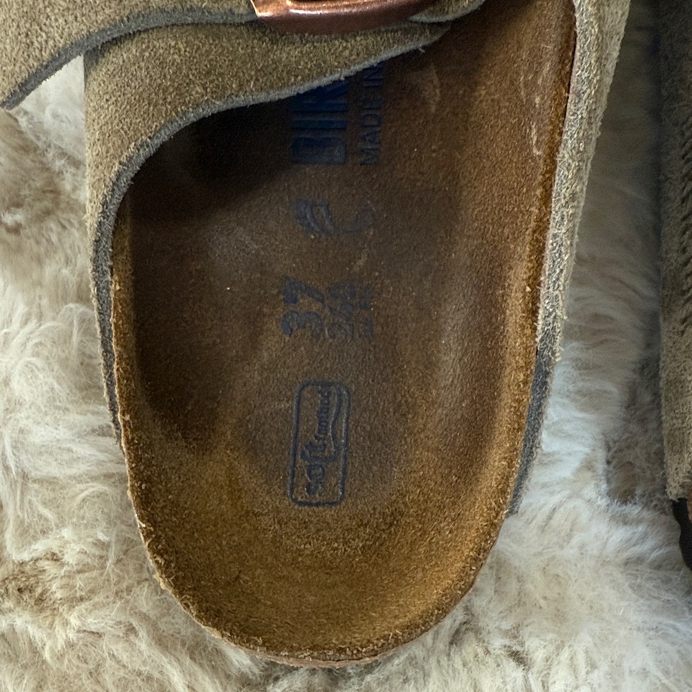 Birkenstock 37 Suede Double Strap Sandals with Copper Buckles - Picture 4 of 5